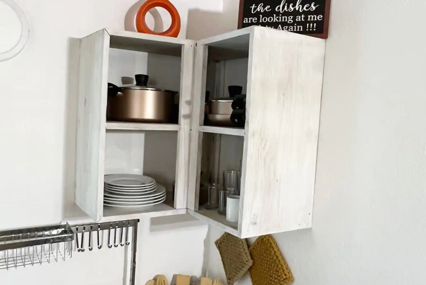 cottage dishes and pots